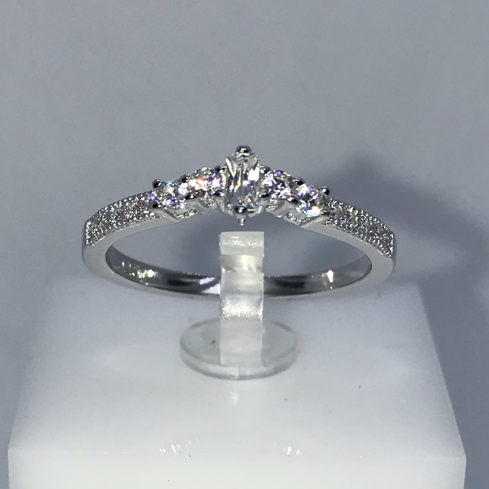 925 Sterling Silver Emerald Cut Ring